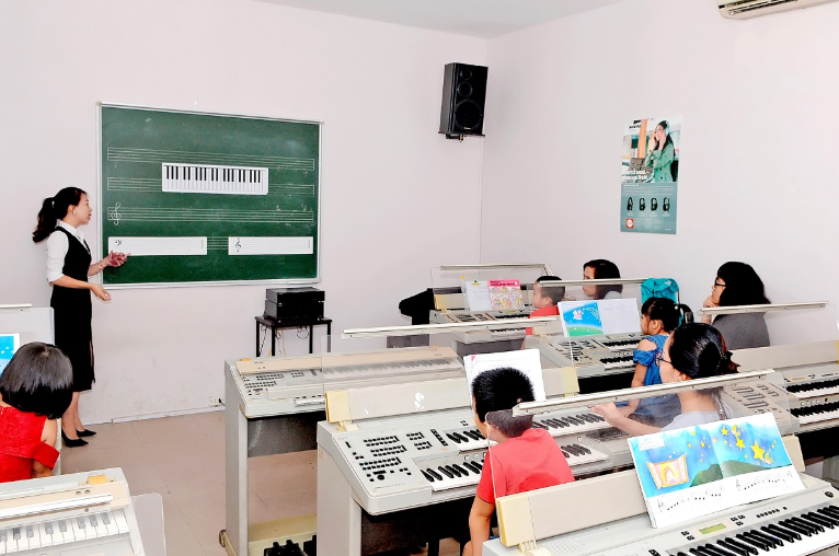 âm thanh phòng học nhạc